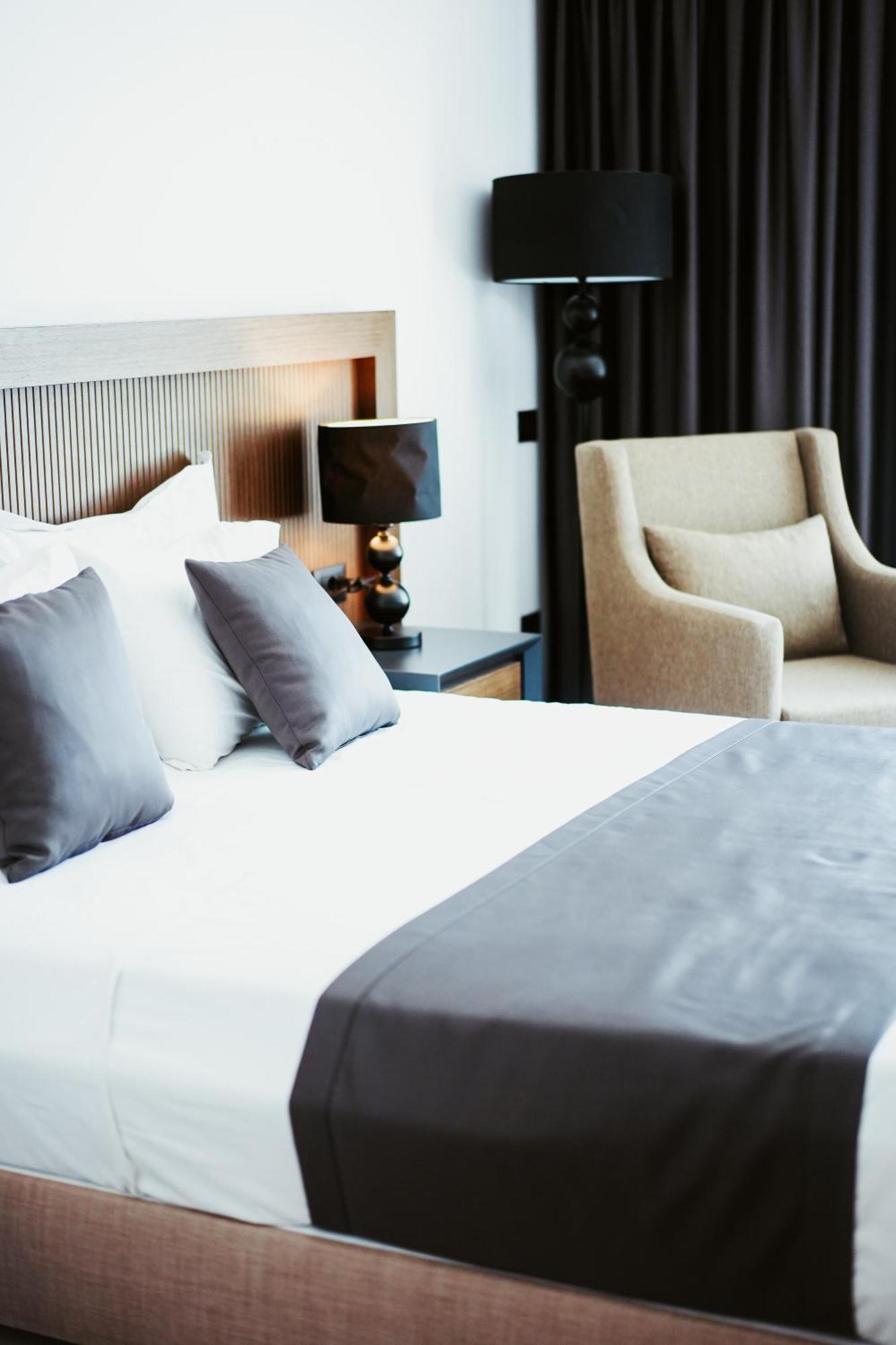 Palladium Beach Hotel- Private Beach Included Dhermi Bagian luar foto