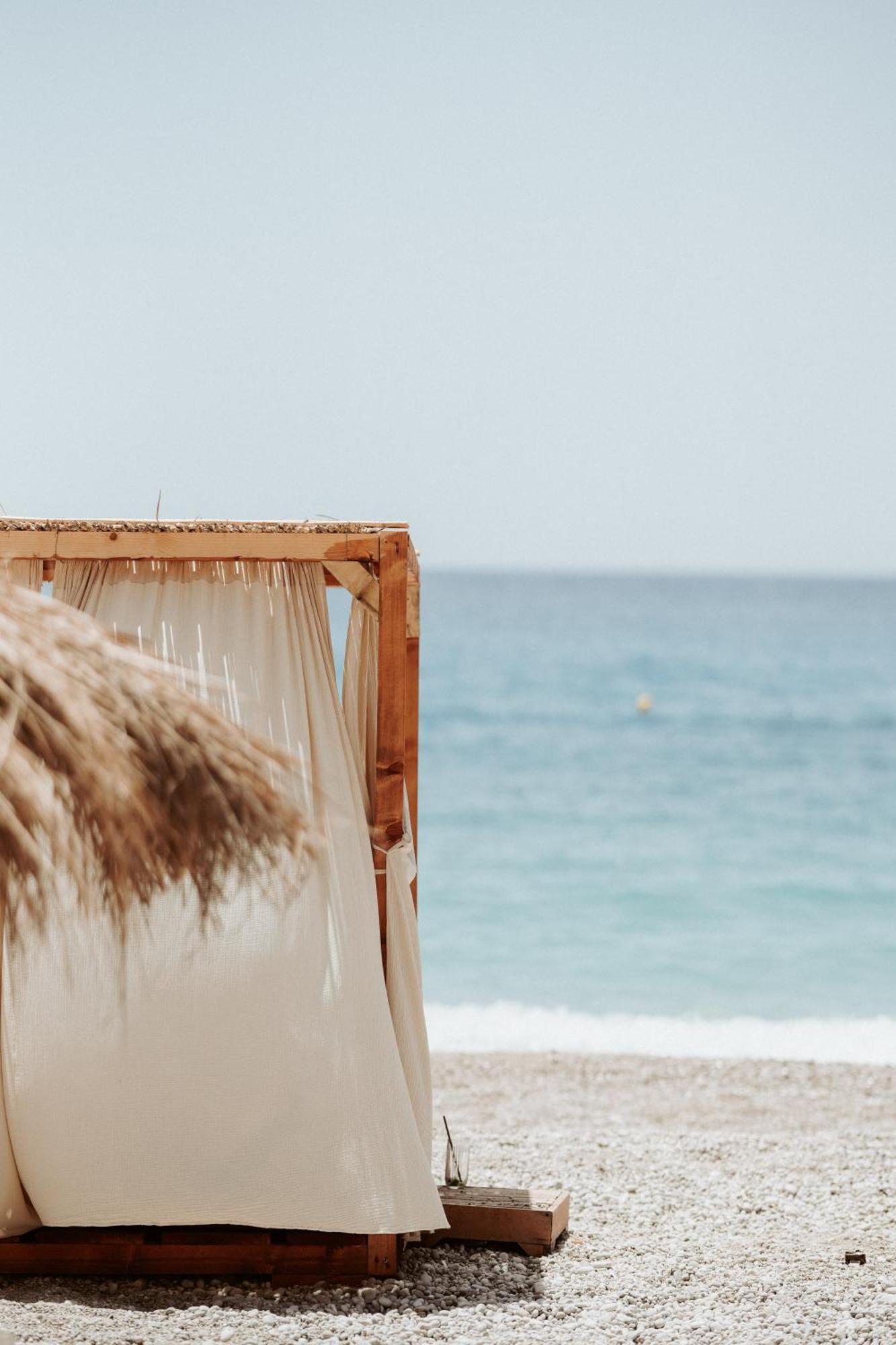 Palladium Beach Hotel- Private Beach Included Dhermi Bagian luar foto